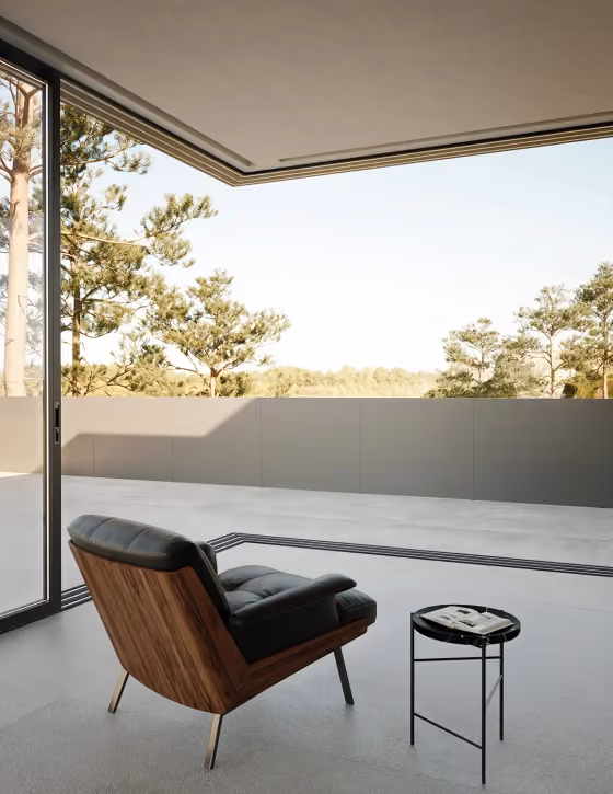 Sistema parapetto certificato Sleek Frame di Modularte: pannelli modulari in metallo per la messa in sicurezza di terrazzi e balconi dal design minimale.