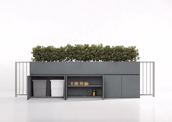 Modello 3D di un mobile modulare grigio aperto con bidoni della spazzatura, annaffiatoio e fioriera superiore.